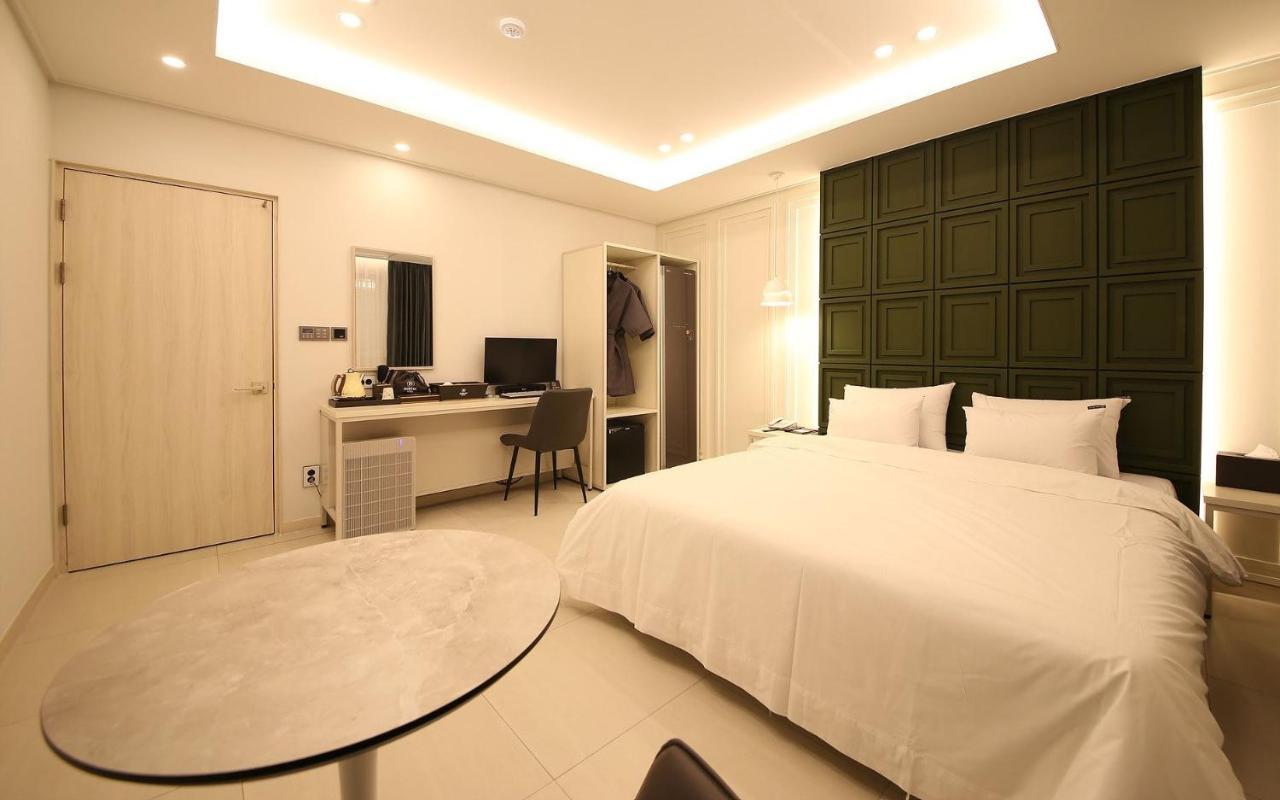 Brown Dot Hotel Sinan Gwangju Metropolitan City Eksteriør bilde