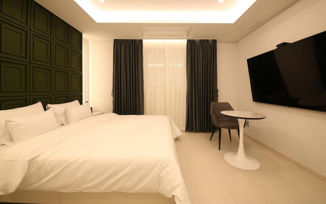 Brown Dot Hotel Sinan Gwangju Metropolitan City Eksteriør bilde
