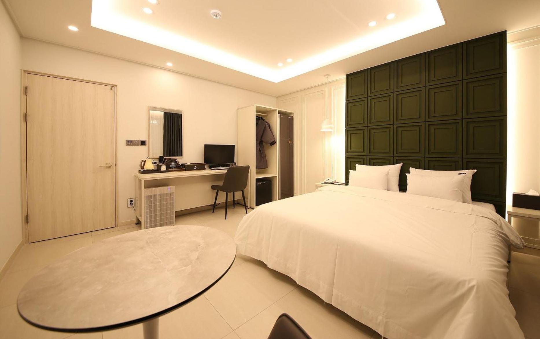 Brown Dot Hotel Sinan Gwangju Metropolitan City Eksteriør bilde