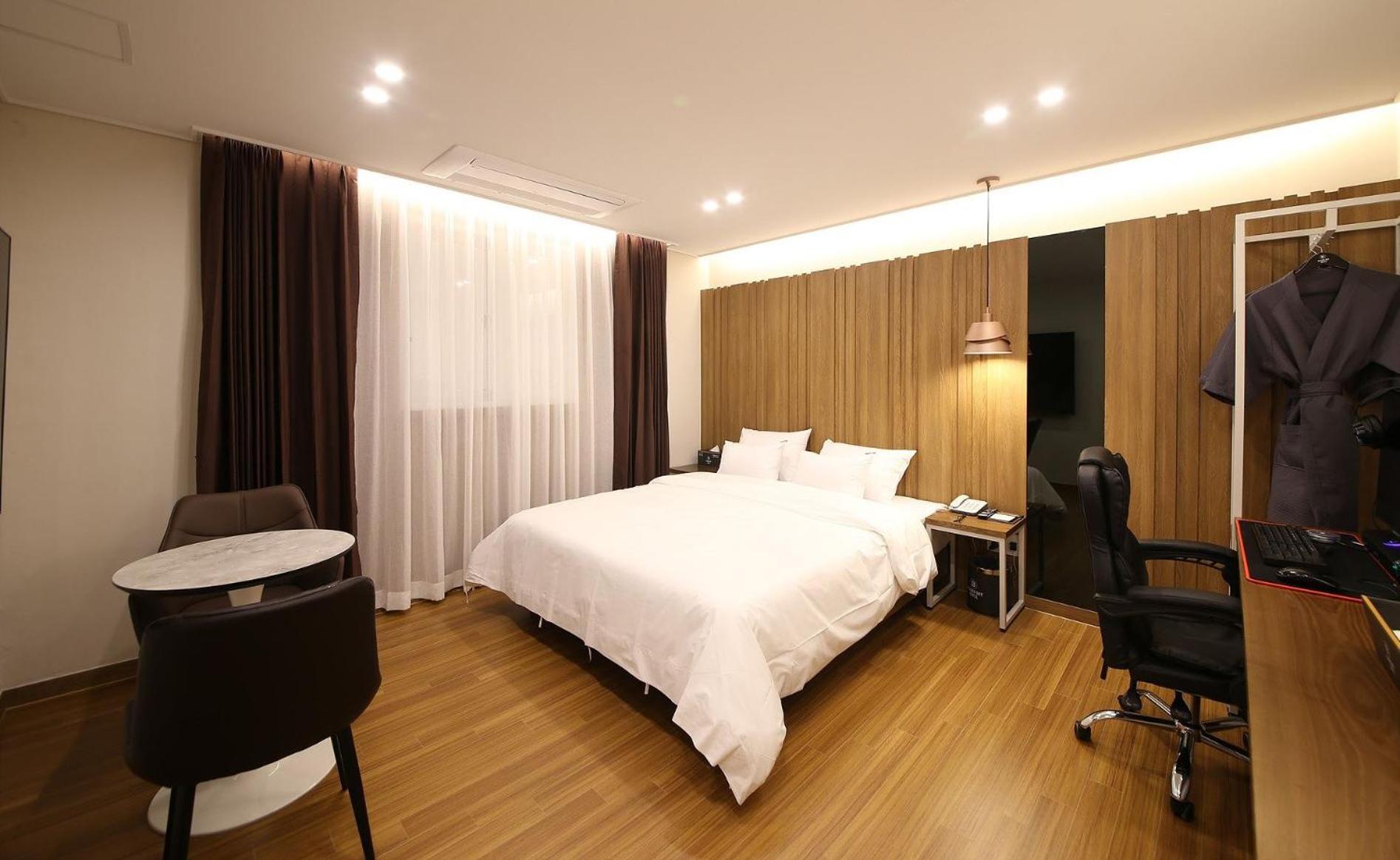 Brown Dot Hotel Sinan Gwangju Metropolitan City Eksteriør bilde