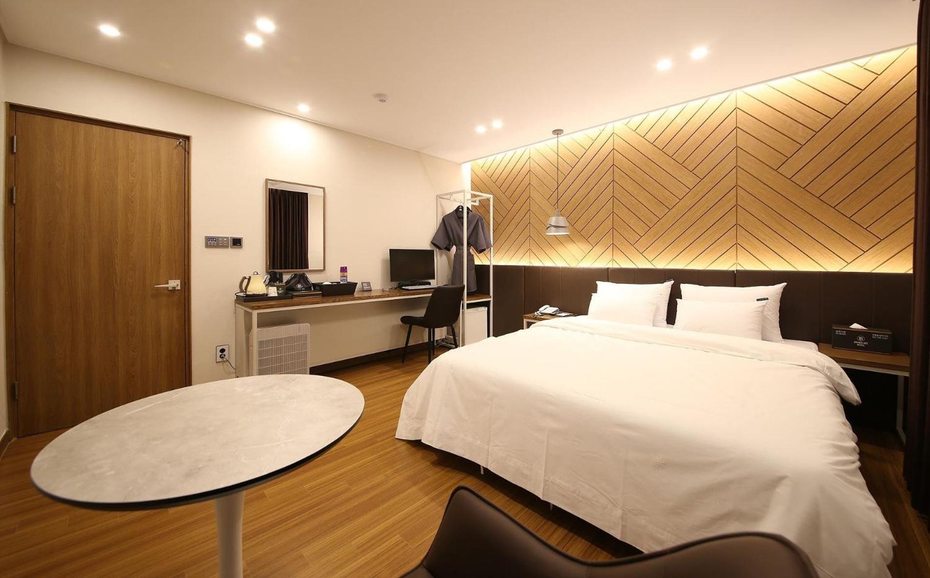 Brown Dot Hotel Sinan Gwangju Metropolitan City Eksteriør bilde