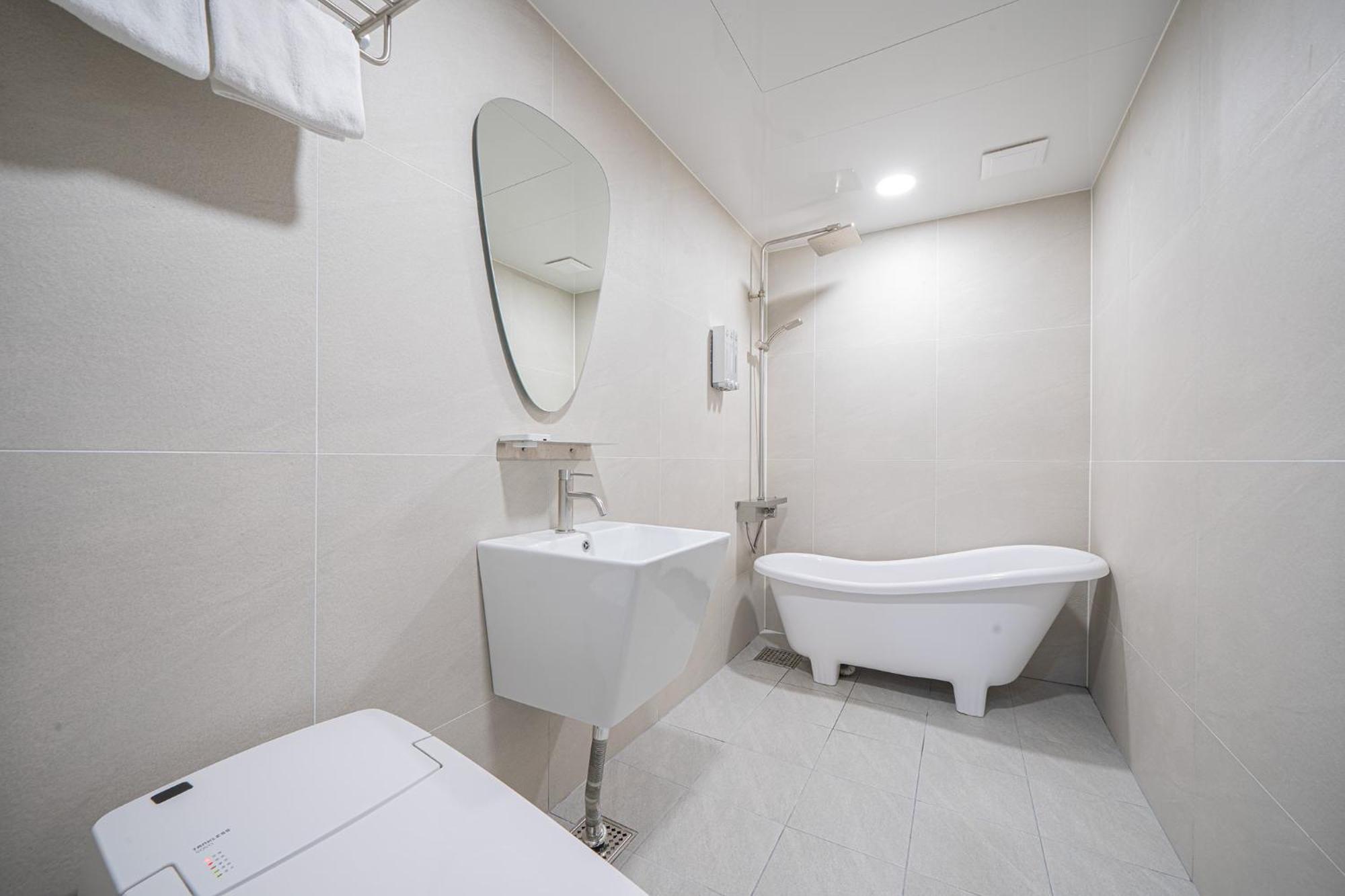 Brown Dot Hotel Sinan Gwangju Metropolitan City Eksteriør bilde