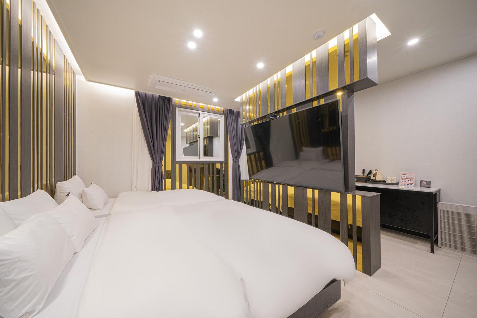 Brown Dot Hotel Sinan Gwangju Metropolitan City Eksteriør bilde
