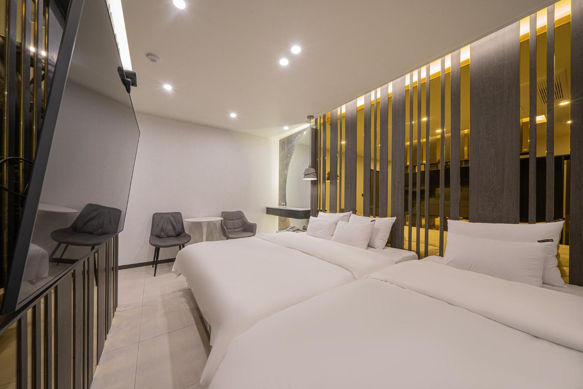 Brown Dot Hotel Sinan Gwangju Metropolitan City Eksteriør bilde