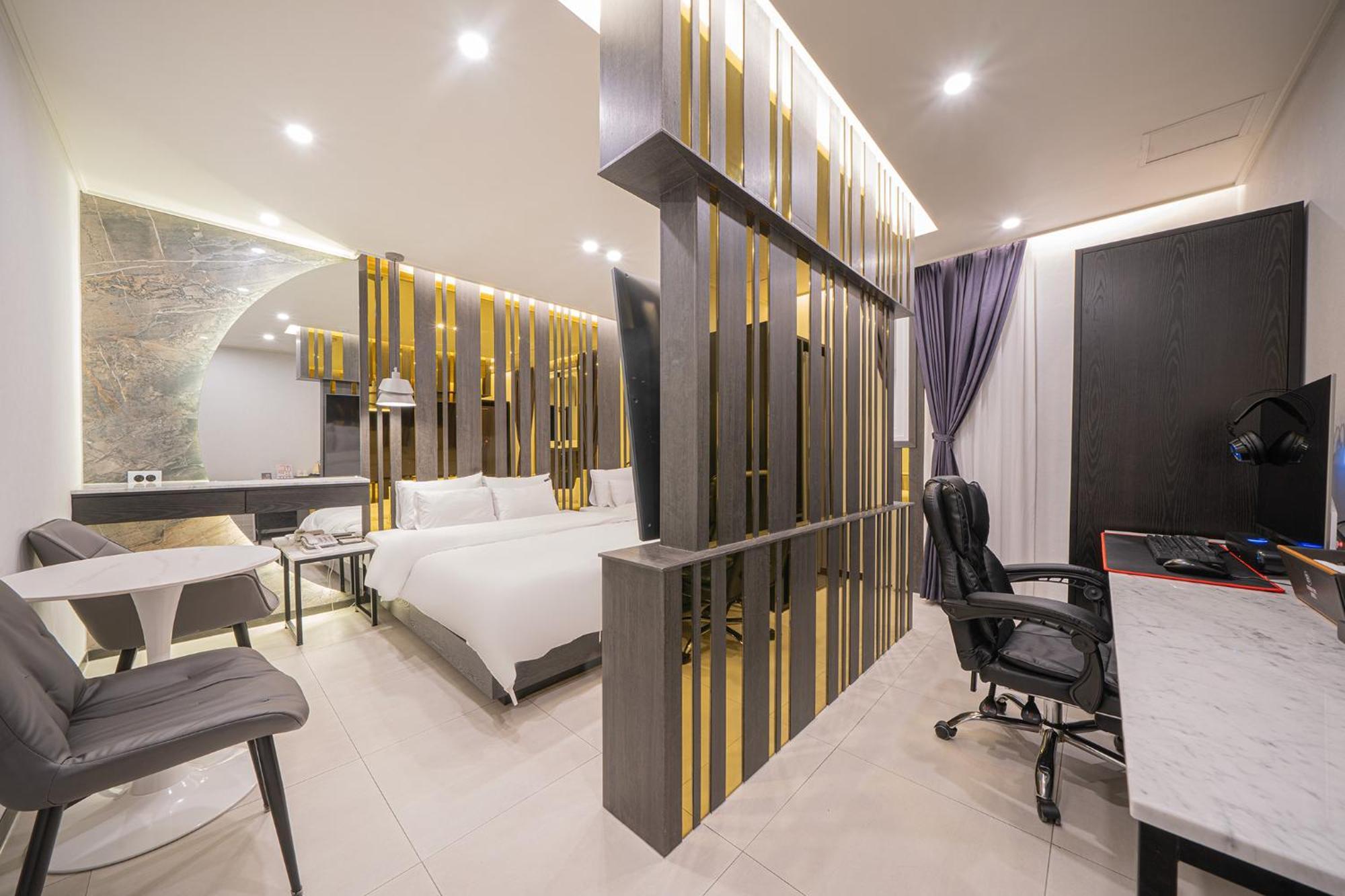 Brown Dot Hotel Sinan Gwangju Metropolitan City Eksteriør bilde